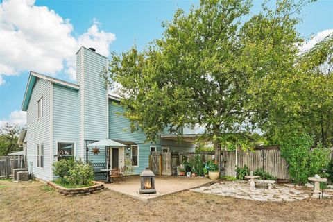 Tiny photo for 11203 Travis DR, Jonestown, TX 78645 (MLS # 7671477)