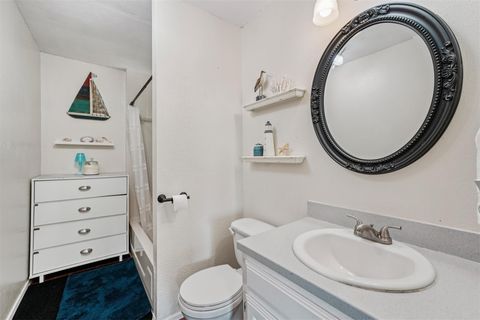 Tiny photo for 11203 Travis DR, Jonestown, TX 78645 (MLS # 7671477)
