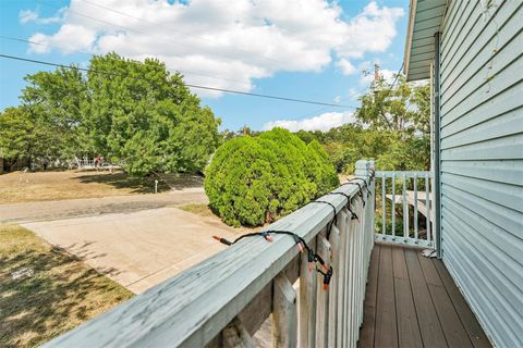 Tiny photo for 11203 Travis DR, Jonestown, TX 78645 (MLS # 7671477)