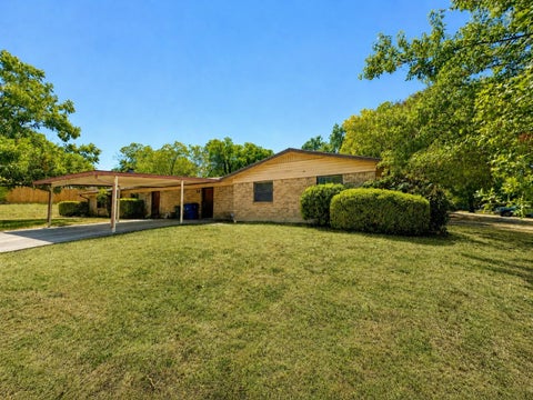 Photo of 601 E Covington DR #A & B, Austin, TX 78753 (MLS # 1420721)