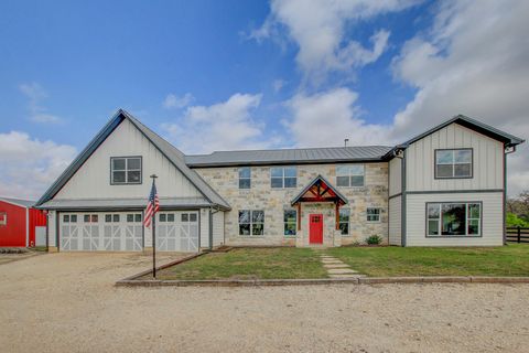 Photo of 196 Milam LN, Bastrop, TX 78602 (MLS # 6155154)