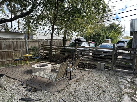 Tiny photo for 2107 Eva ST, Austin, TX 78704 (MLS # 4692397)