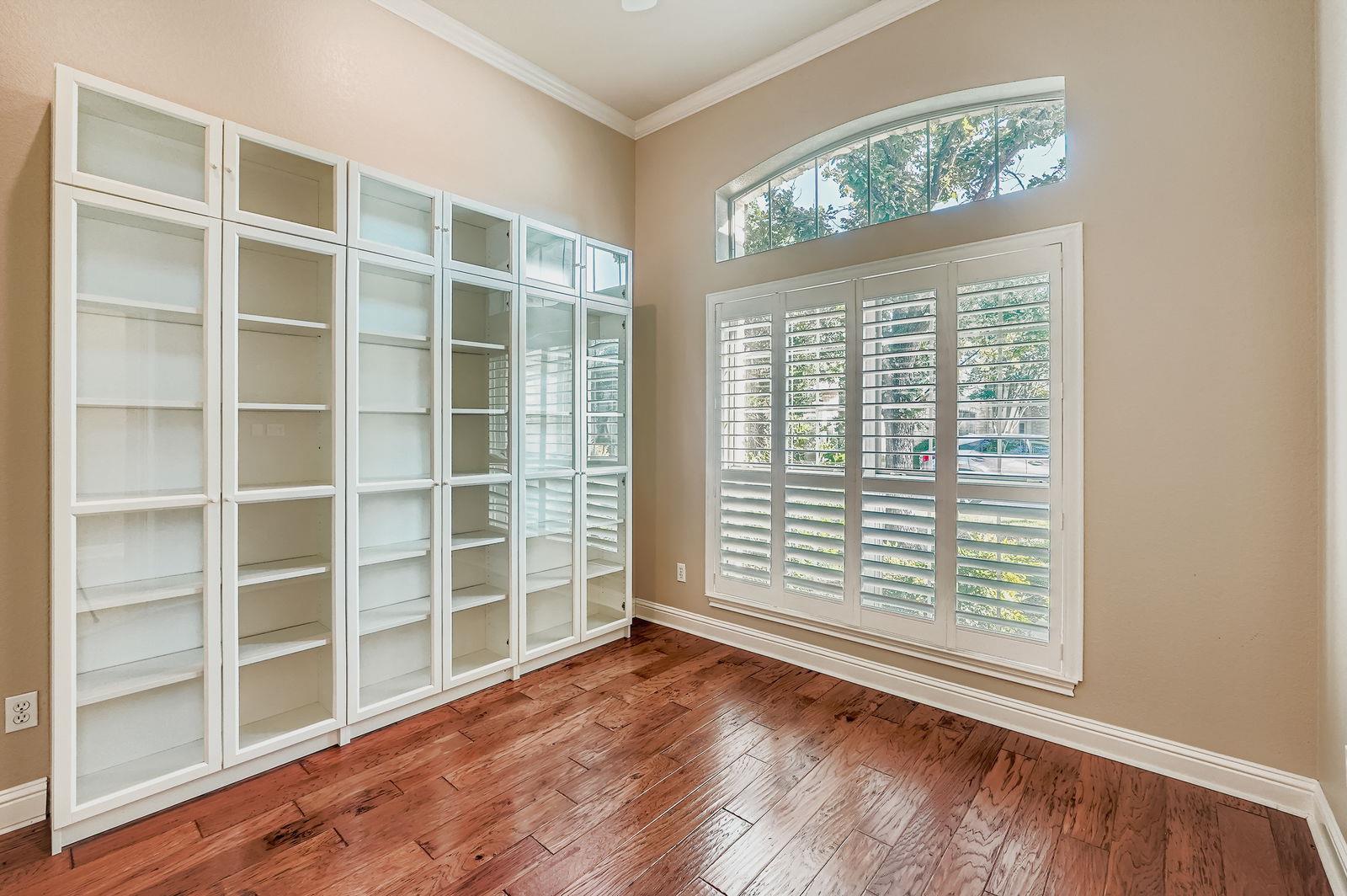 Austin, Texas 78735, United States, 4 Bedrooms Bedrooms, ,3 BathroomsBathrooms,Residential,Active,189077