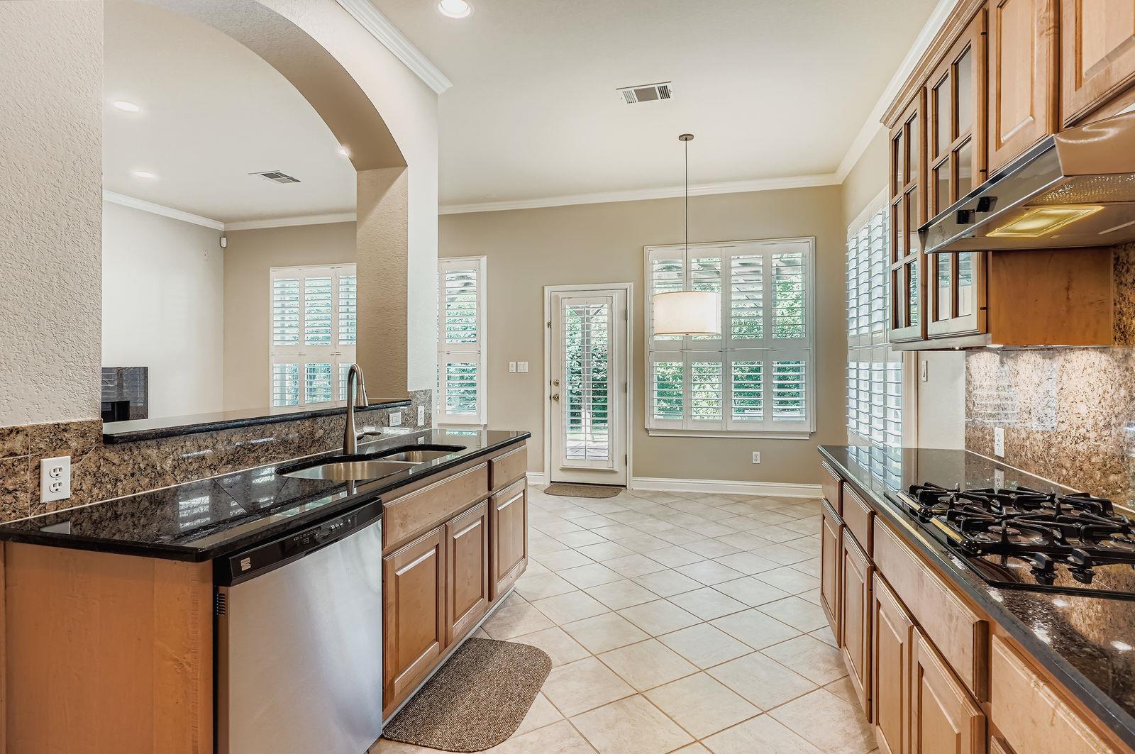 Austin, Texas 78735, United States, 4 Bedrooms Bedrooms, ,3 BathroomsBathrooms,Residential,Active,189077