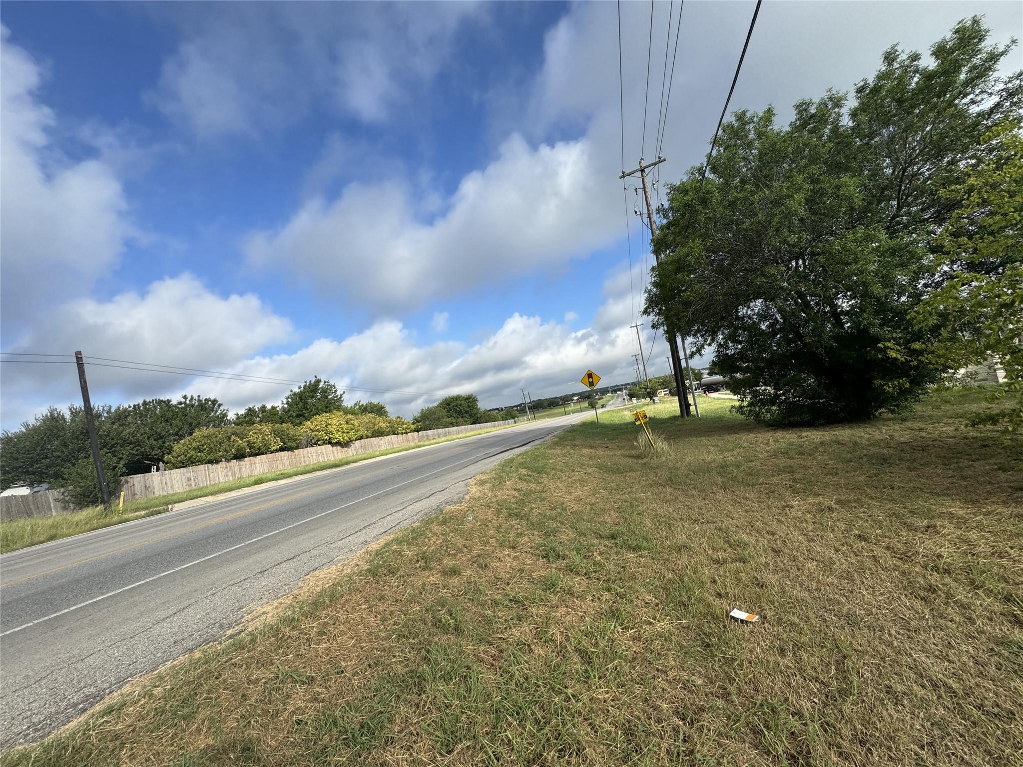 1371 E Fm 150 RD