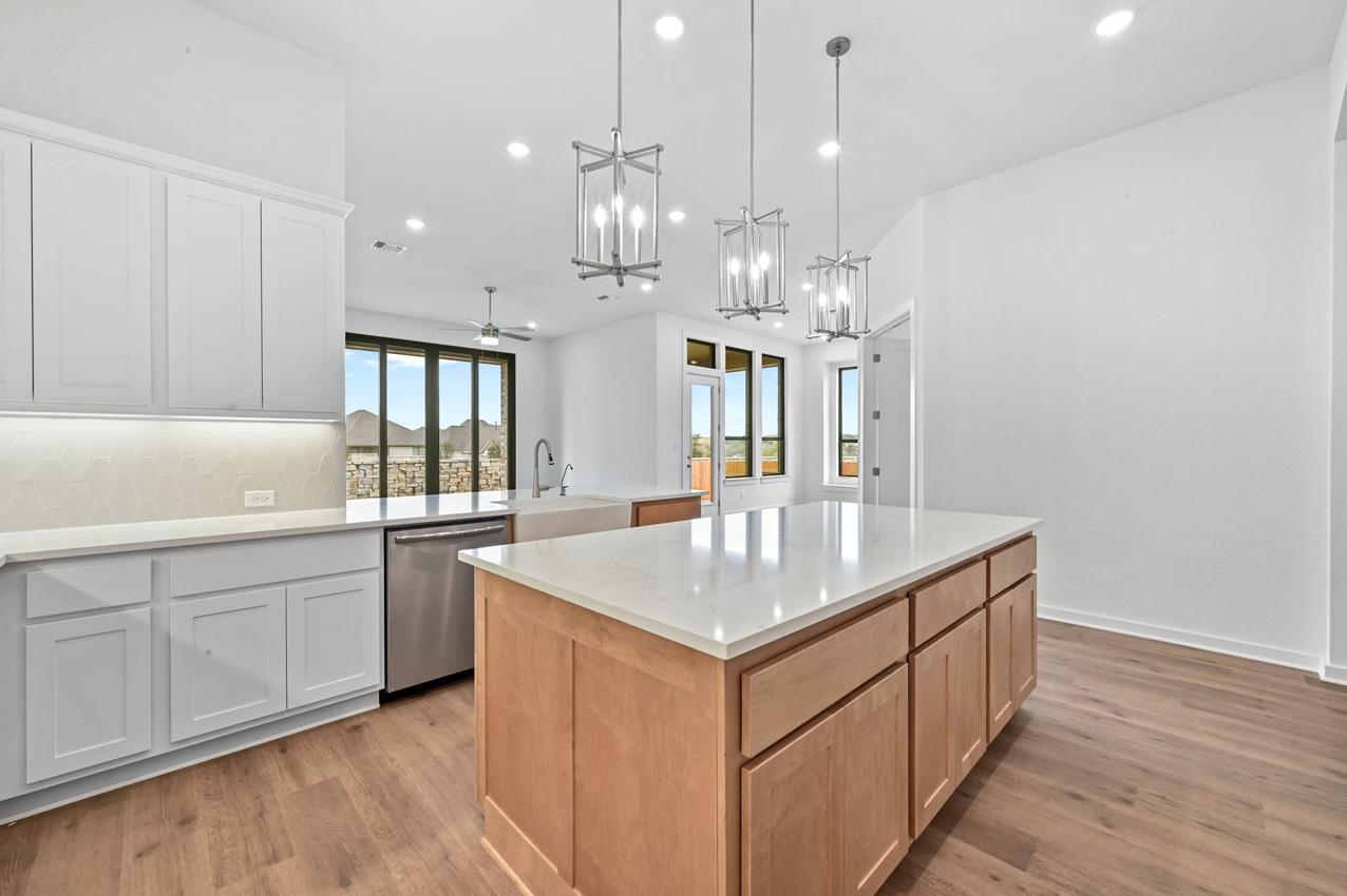 355 Tumbling Creek RUN