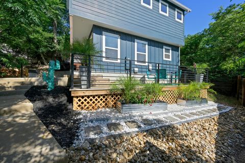 Tiny photo for 1210 Luna ST #2, Austin, TX 78721 (MLS # 2948846)