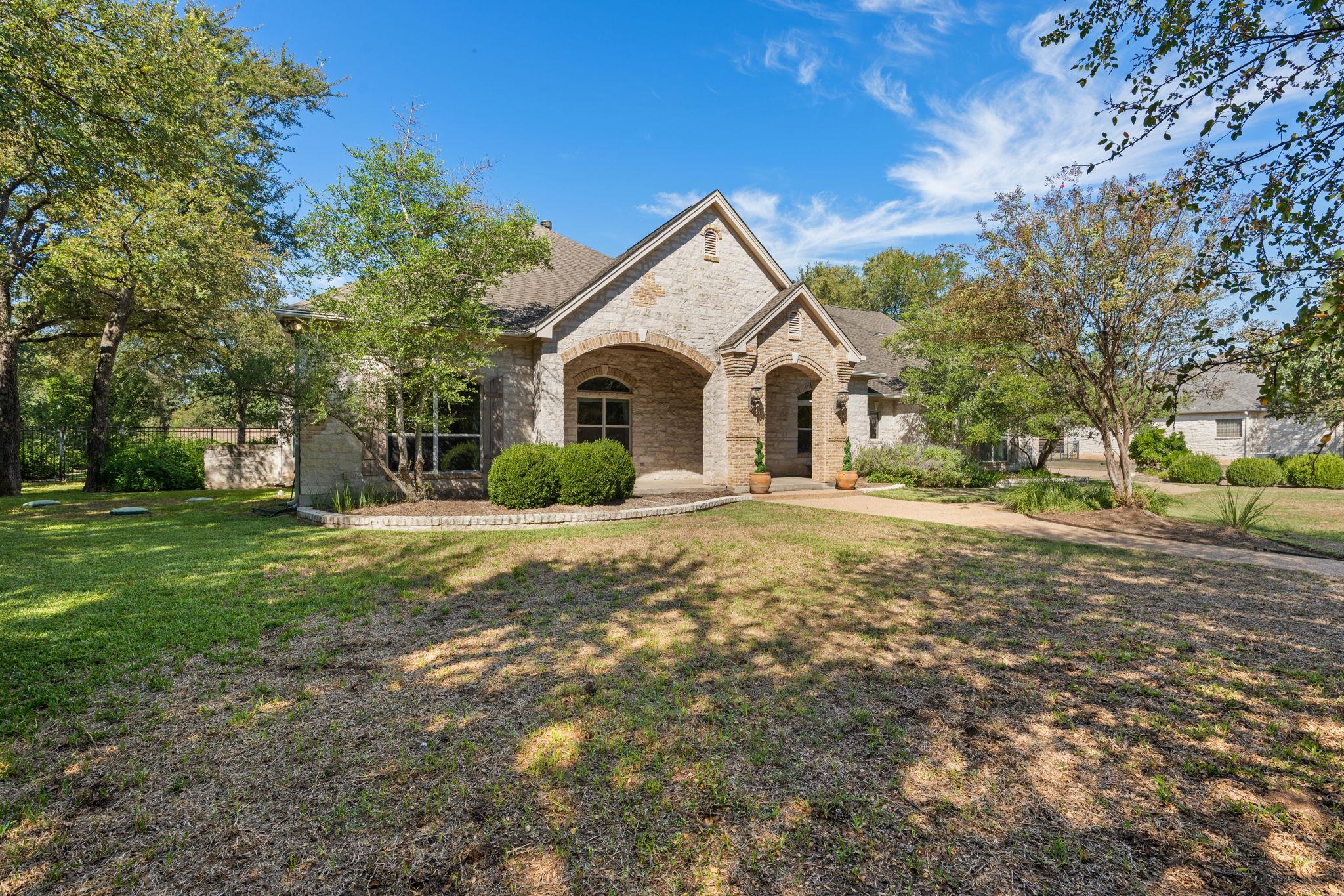 701 Highland Spring LN