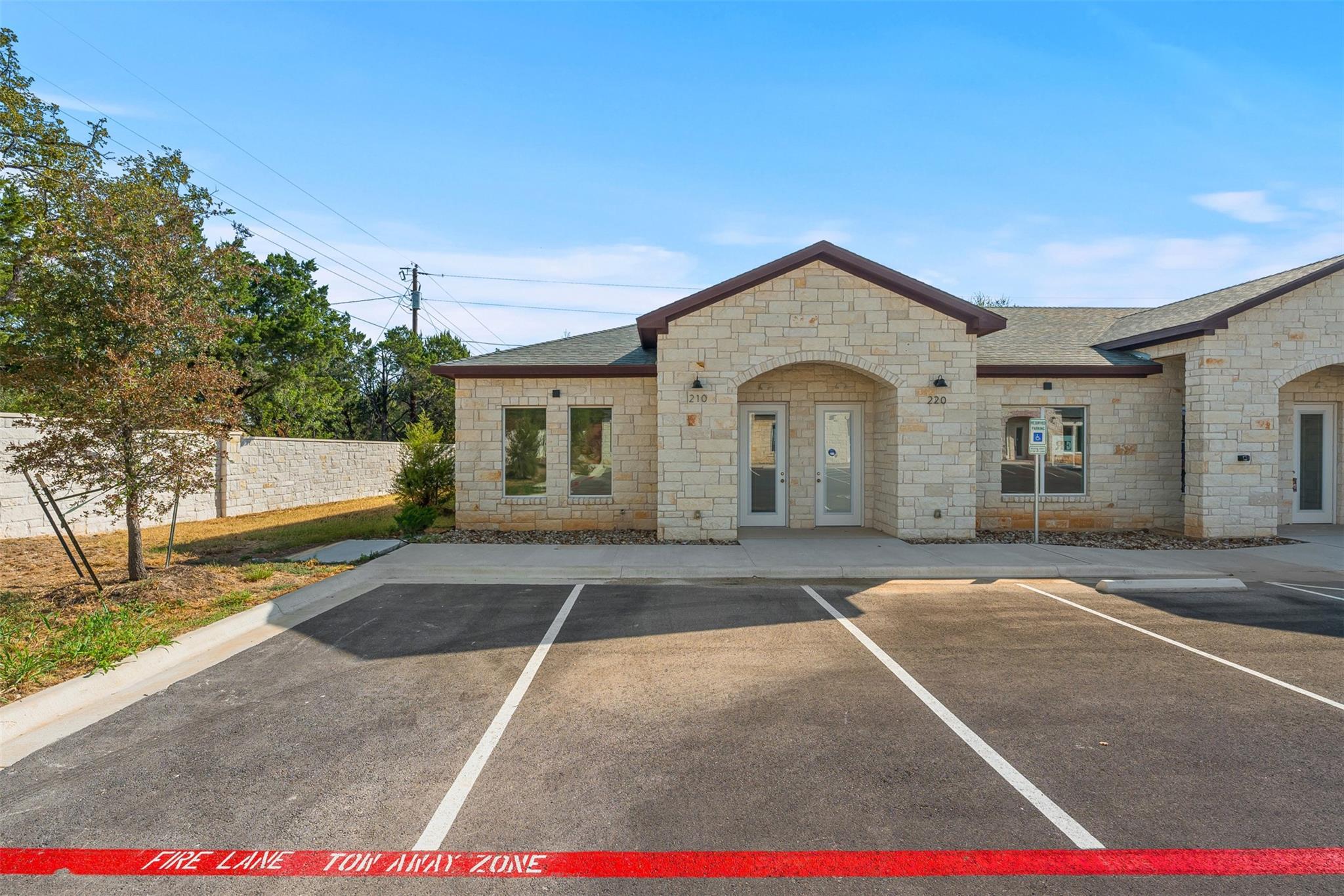 607 Crystal Falls PKWY 210