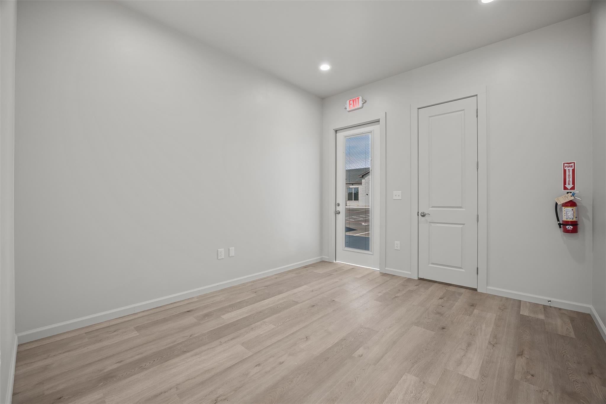 607 Crystal Falls PKWY 210