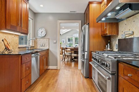 Tiny photo for 2208 Mountain View RD, Austin, TX 78703 (MLS # 4980542)
