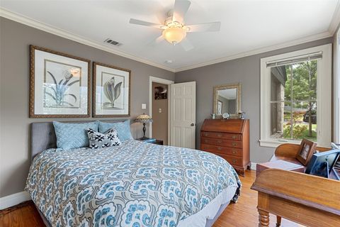 Tiny photo for 2208 Mountain View RD, Austin, TX 78703 (MLS # 4980542)