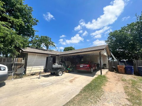 Tiny photo for 7710 Eastcrest DR, Austin, TX 78752 (MLS # 1690719)