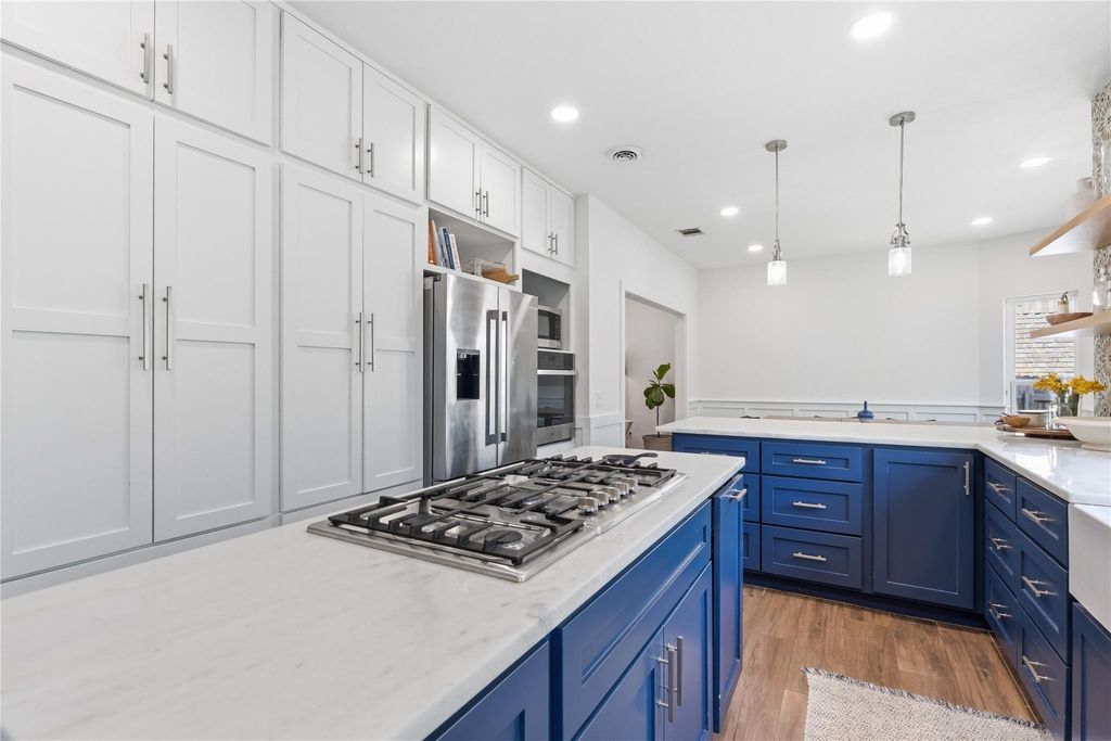 Photo of 6310 Walebridge LN, Austin, TX 78739 (MLS # 8217654)