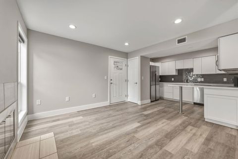 Photo of 935 La Posada DR #144, Austin, TX 78752 (MLS # 6388908)