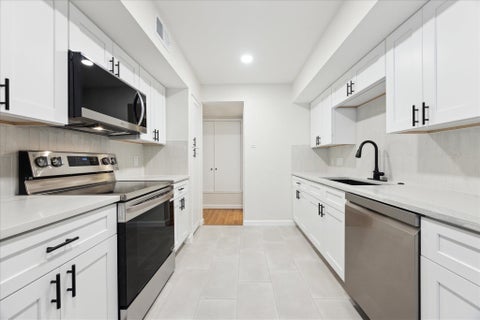 Tiny photo for 1127 Hollow Creek DR #A and B, Austin, TX 78704 (MLS # 3951880)
