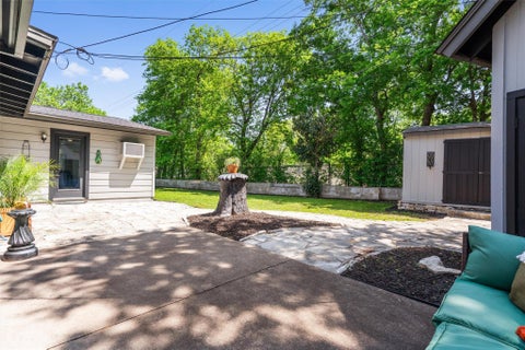 Tiny photo for 3005 Leaning Oak CIR, Austin, TX 78704 (MLS # 3285163)