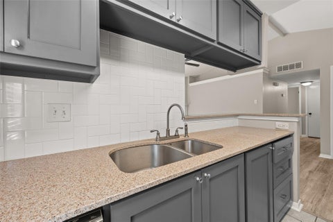Tiny photo for 1601 Faro DR #1502, Austin, TX 78741 (MLS # 5178012)