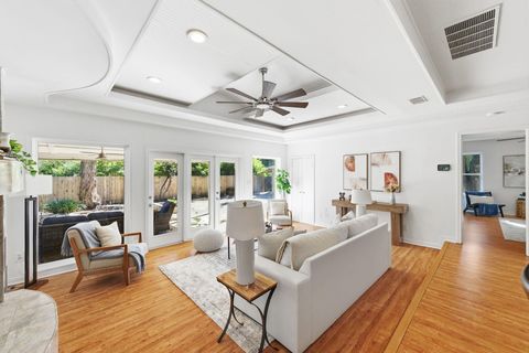 Tiny photo for 6701 Lexington RD, Austin, TX 78757 (MLS # 3813334)