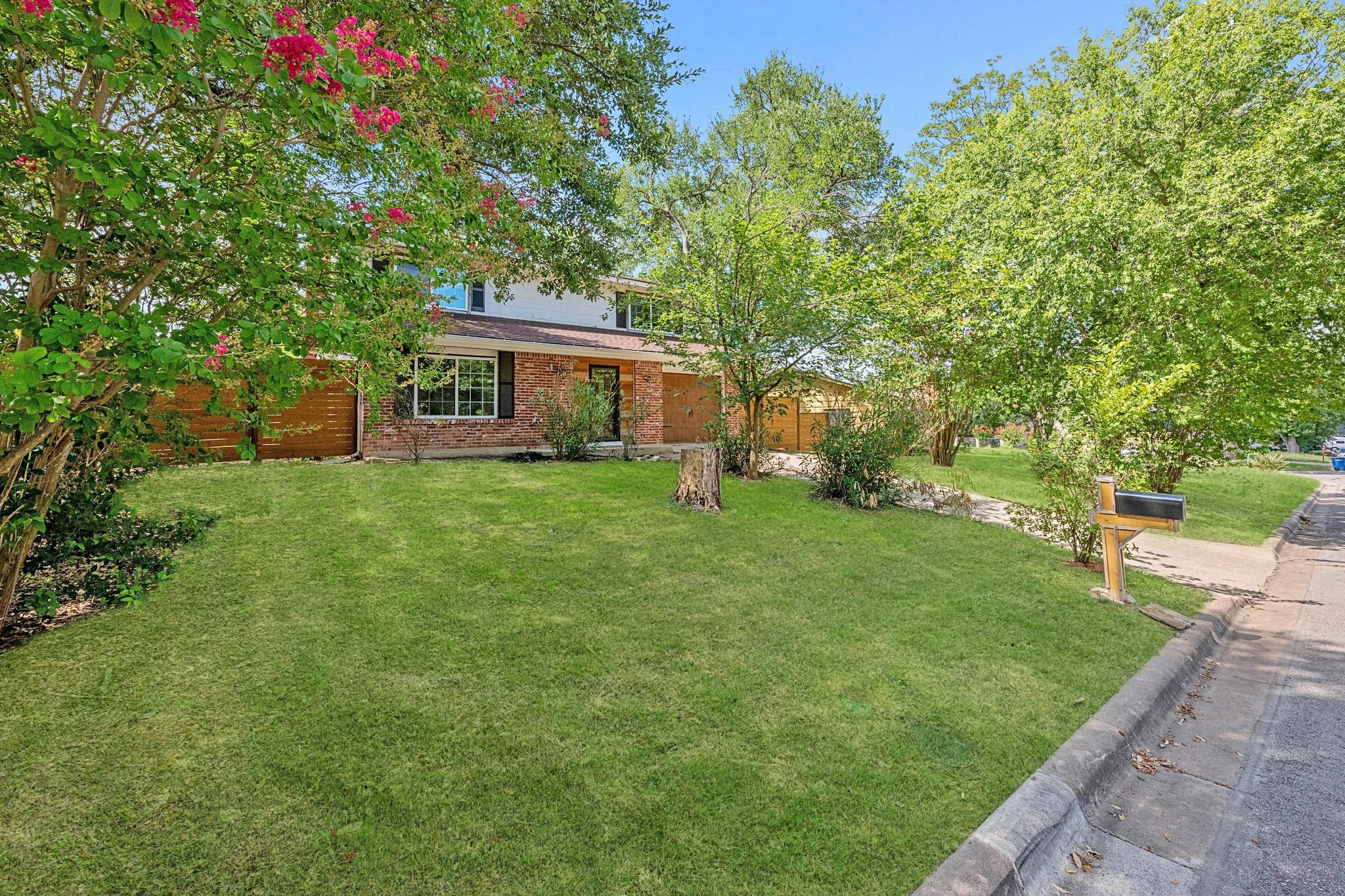 7003 Burnell DR