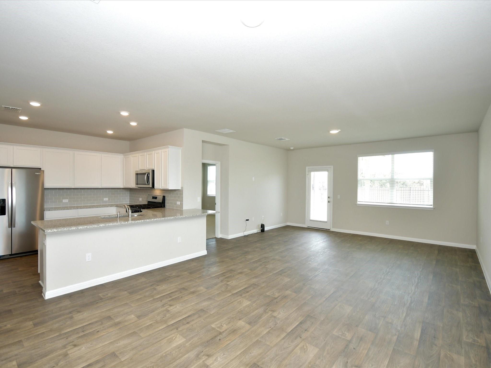 Bastrop, Texas 78602, United States, 4 Bedrooms Bedrooms, ,2 BathroomsBathrooms,Residential,Pending,48209