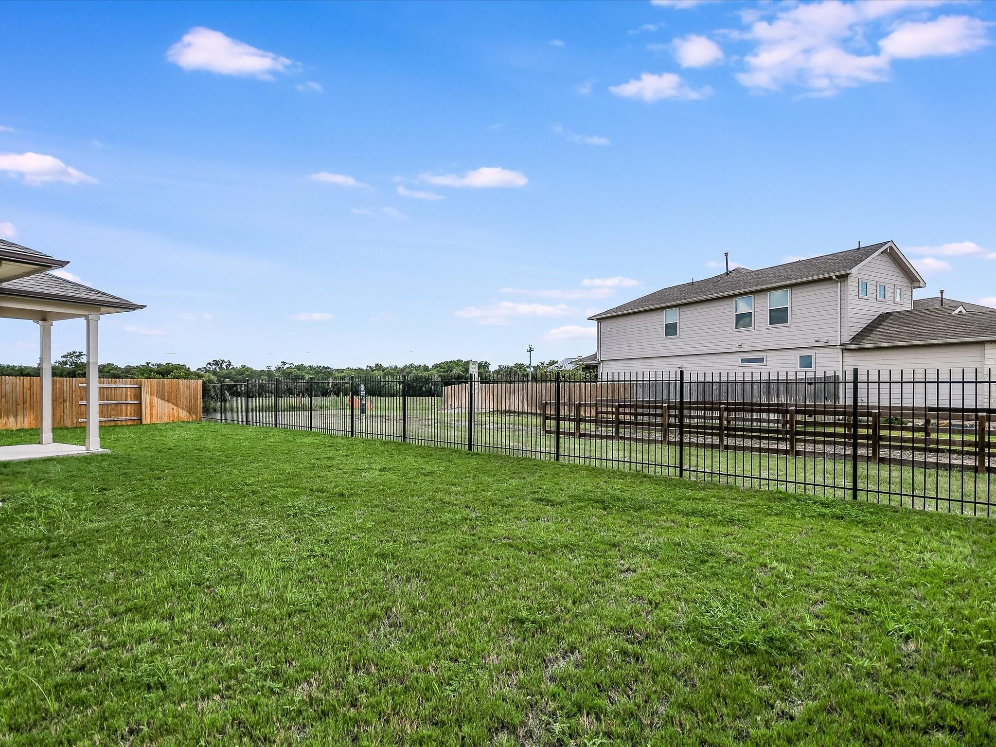 Bastrop, Texas 78602, United States, 4 Bedrooms Bedrooms, ,2 BathroomsBathrooms,Residential,Pending,48209