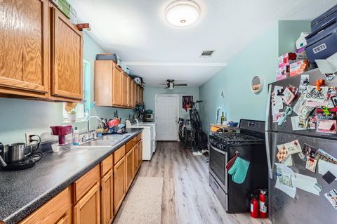 Tiny photo for 5605 Tura LN, Austin, TX 78721 (MLS # 2413625)
