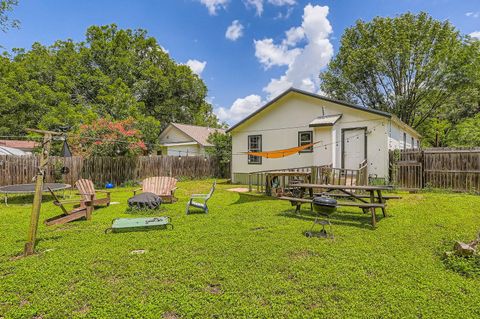 Tiny photo for 5605 Tura LN, Austin, TX 78721 (MLS # 2413625)
