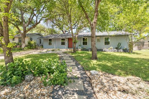 Photo of 4819 Roundup TRL, Austin, TX 78745 (MLS # 5368929)