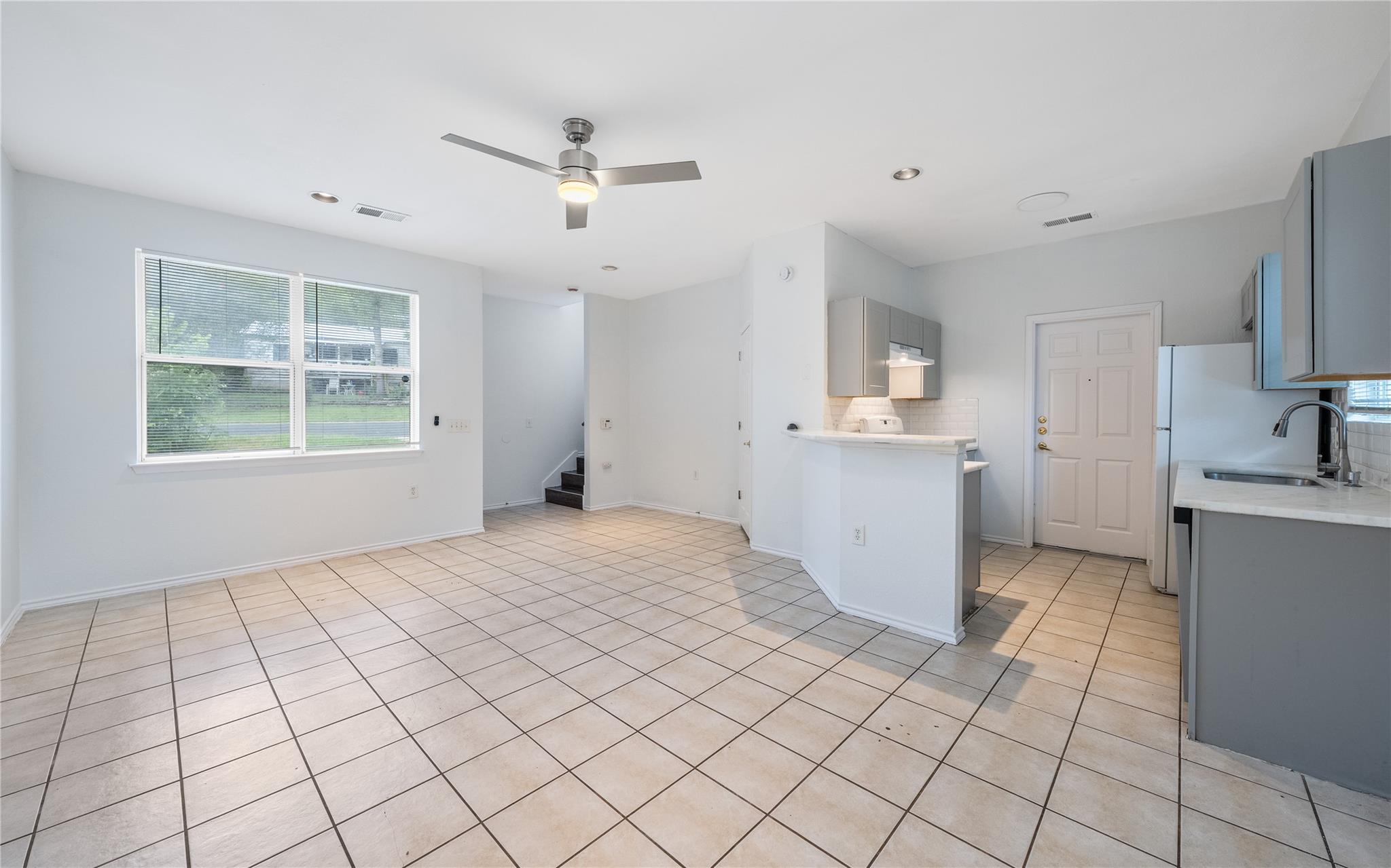 1149 Garland Ave