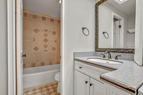Tiny photo for 1801 Lavaca ST #5F, Austin, TX 78701 (MLS # 4816788)