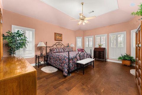 Tiny photo for 4 TIBURON DR, Austin, TX 78738 (MLS # 3626685)