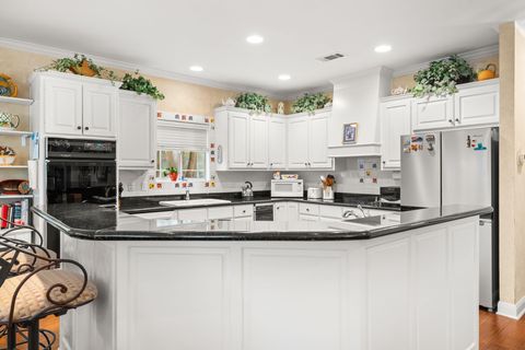 Tiny photo for 4 TIBURON DR, Austin, TX 78738 (MLS # 3626685)