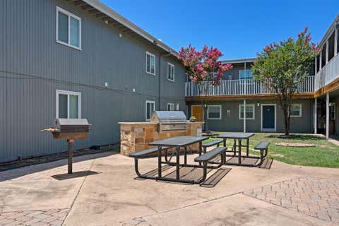 Tiny photo for 2401 Manor RD #217, Austin, TX 78722 (MLS # 4992361)
