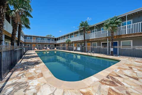 Photo of 2401 Manor RD #217, Austin, TX 78722 (MLS # 4992361)