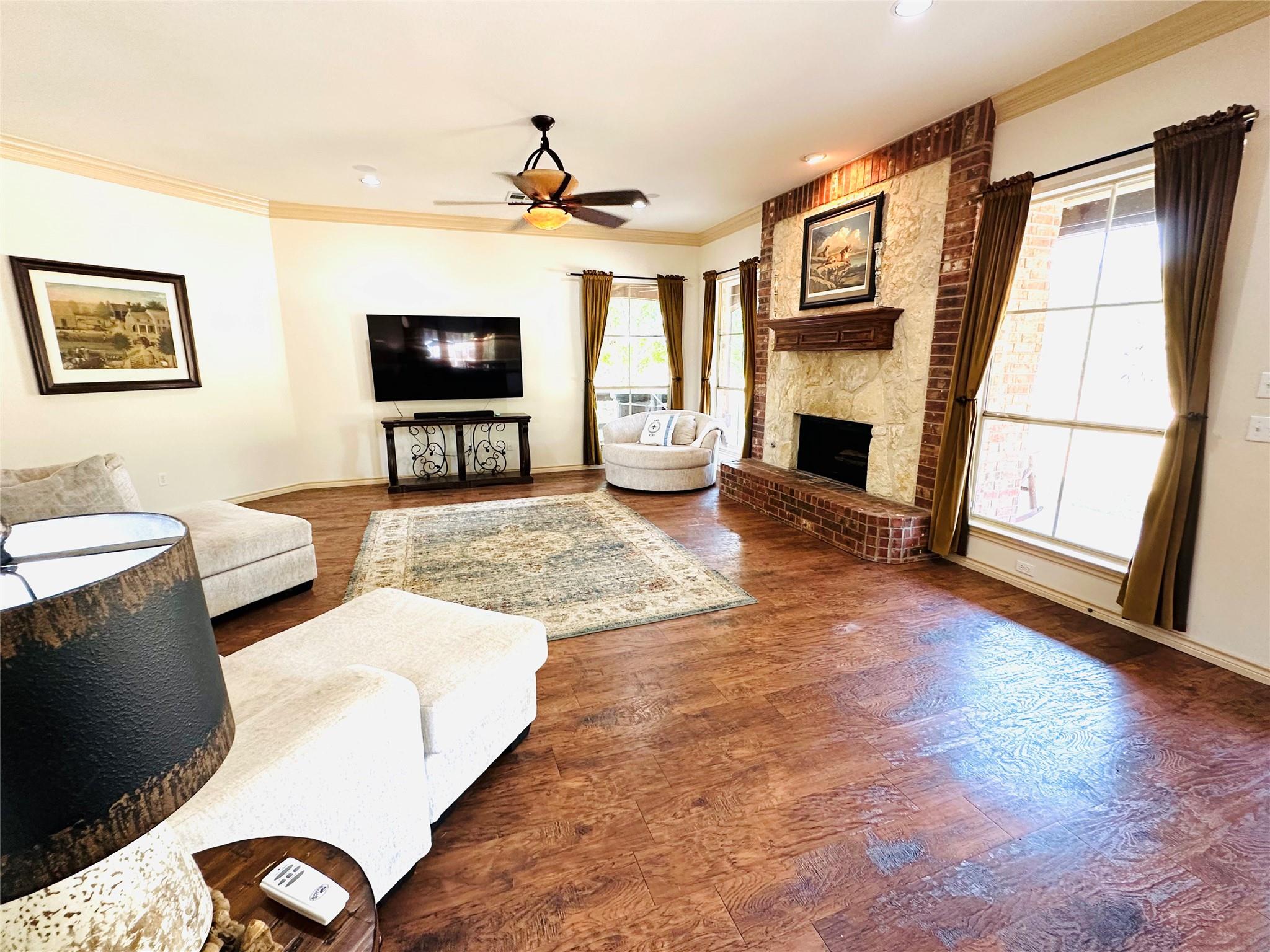 300 Copper LN
