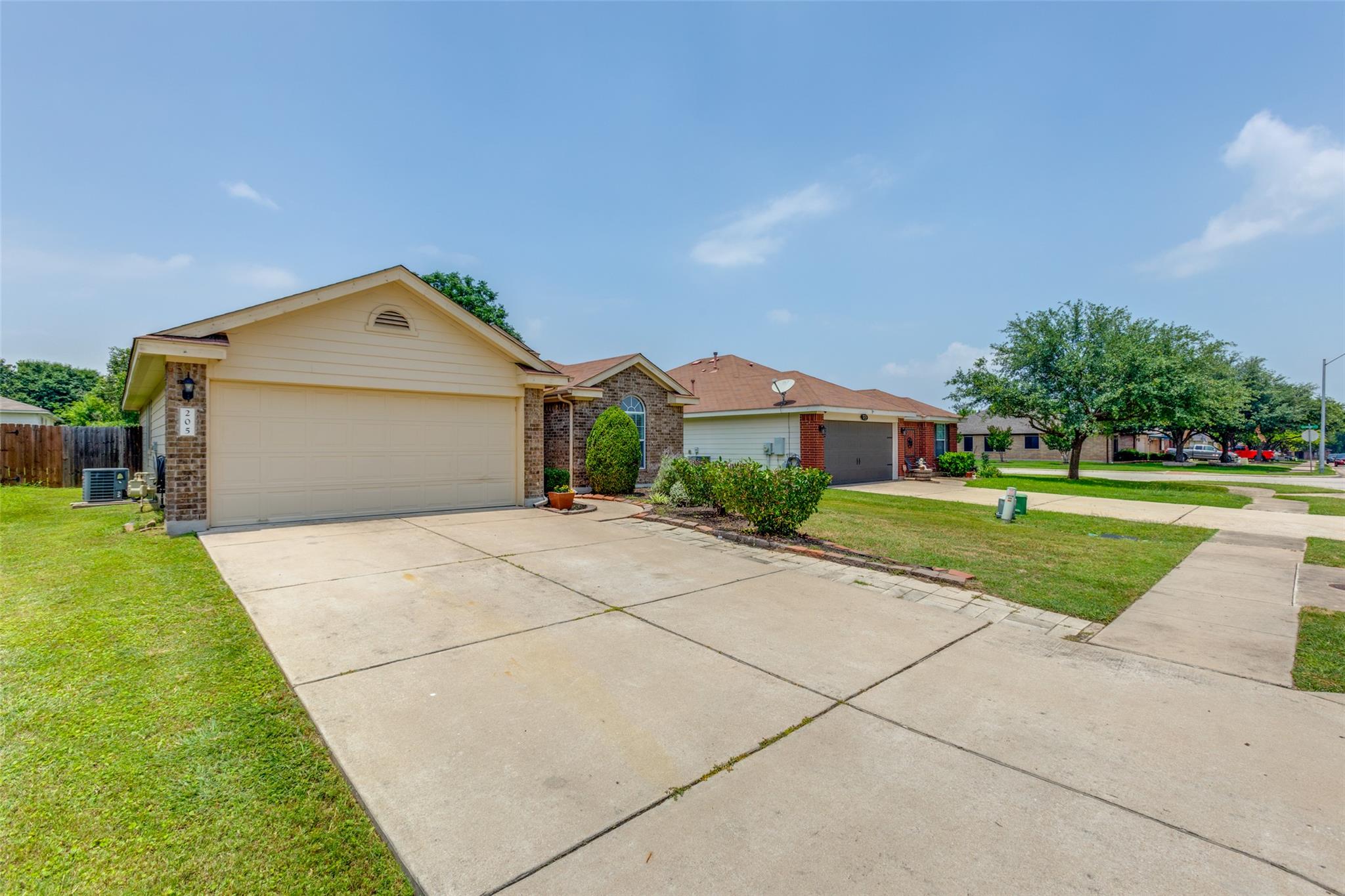 205 Tolcarne DR