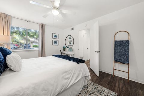 Tiny photo for 8210 Bent Tree RD #118, Austin, TX 78759 (MLS # 8194187)