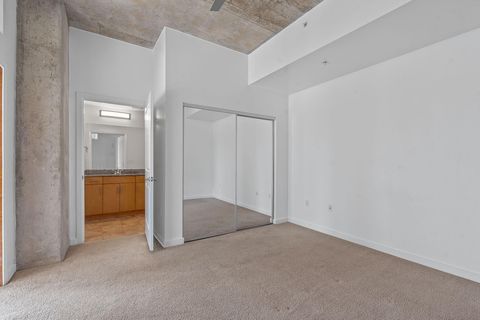 Tiny photo for 360 Nueces ST #2401, Austin, TX 78701 (MLS # 1589800)