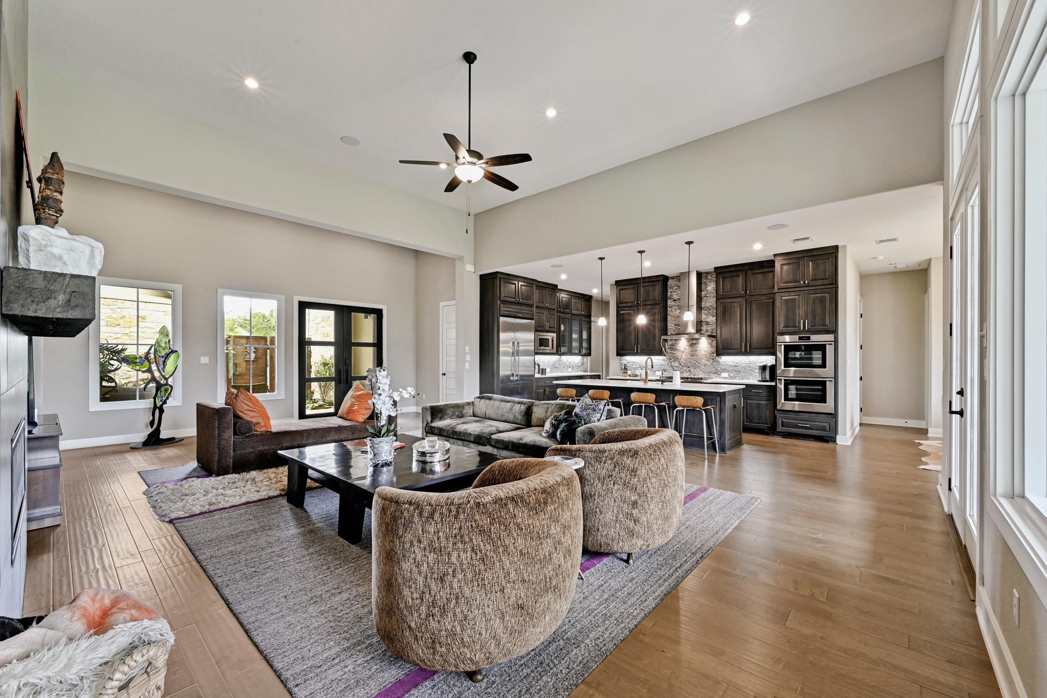 607 Flintridge TRL