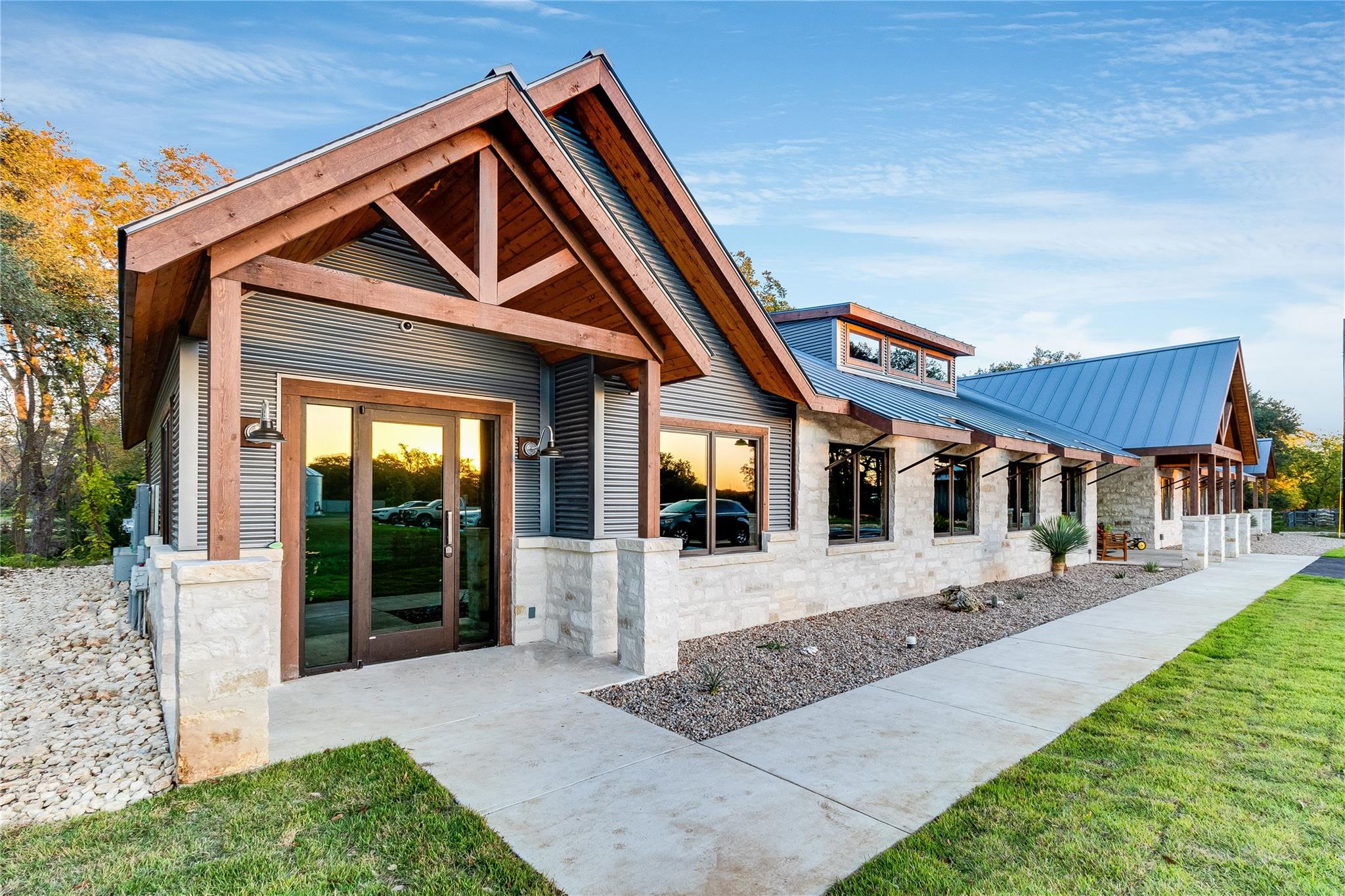 209 Creek RD