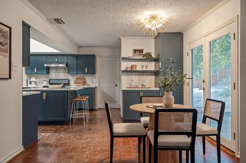 Tiny photo for 3908 Knollwood DR, Austin, TX 78731 (MLS # 2486692)
