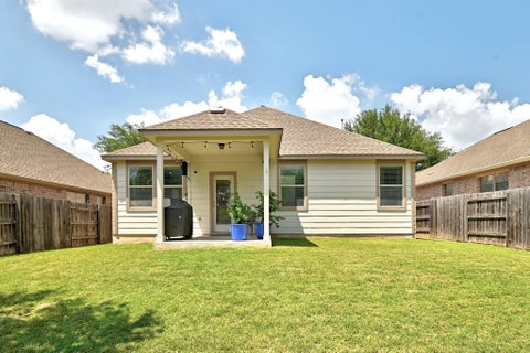 Tiny photo for 9705 Sydney Marilyn LN, Austin, TX 78748 (MLS # 8571897)