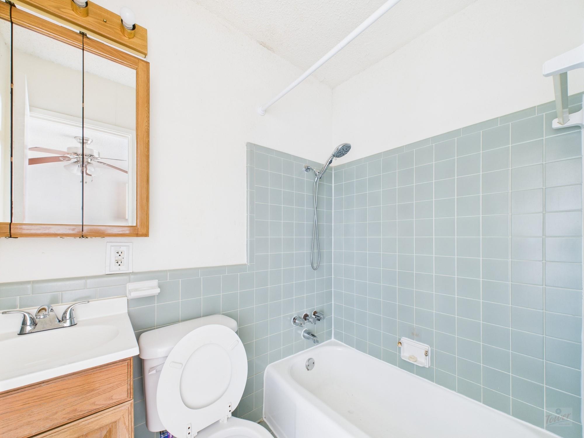 803 W 28th ST 107