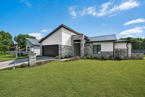 Photo of 102 Menard CT, Horseshoe Bay, TX 78657 (MLS # 2186602)