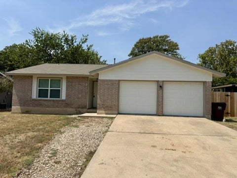 Photo of 1809 Easton DR, Round Rock, TX 78664 (MLS # 1108436)