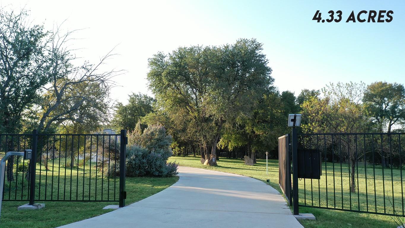 299 White Oak DR