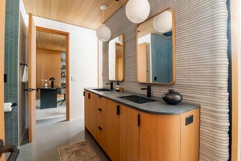 Tiny photo for 1700 Riverview ST, Austin, TX 78702 (MLS # 9701895)