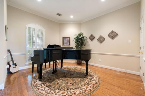 Tiny photo for 11905 Mira Mesa DR, Austin, TX 78732 (MLS # 9313072)