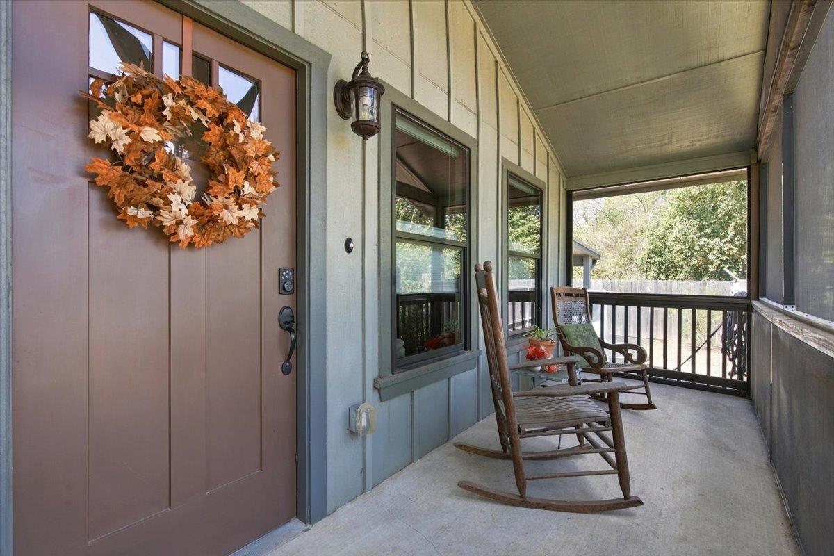706 Jones ST